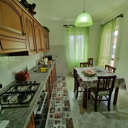 Hébergement de vacances Oleandra House A 5 Minuti Dal Liscia