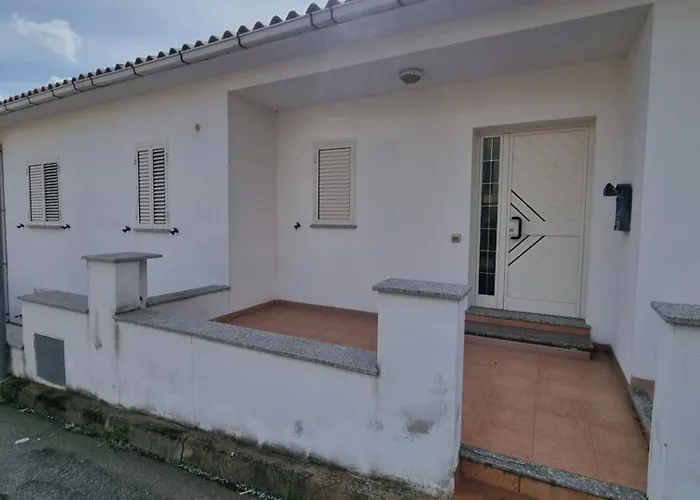 Oleandra House A 5 Minuti Dal Liscia 圣安托尼奥迪加卢拉